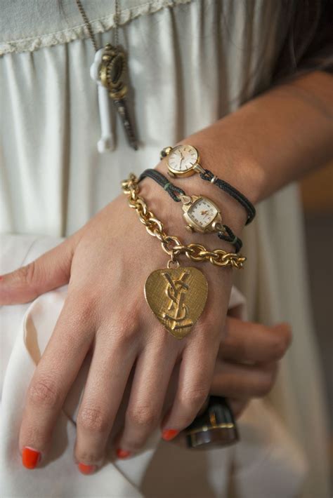 Only one flashy wrist accessory. Make Watch Become the Best Bracelet - iWatchau | Preppy ...