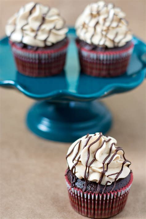 But i really like the peanut butter frosting with these cupcakes. Chocolate Cupcakes with Whipped Peanut Butter Frosting ...