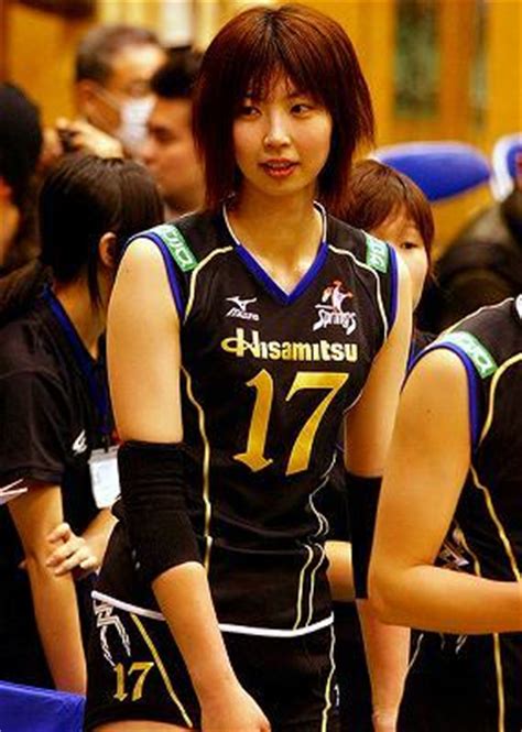 Maybe you would like to learn more about one of these? 岩坂名奈 新鍋理沙 なでしこ日本女子バレーの美人双璧が誕生 ...