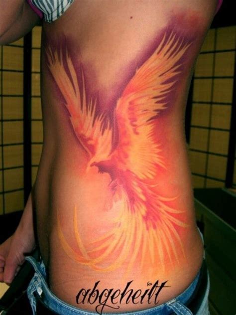 Watercolor tattoos with a black base. 12 Best Watercolor Tattoo Designs for the Week - Pretty ...