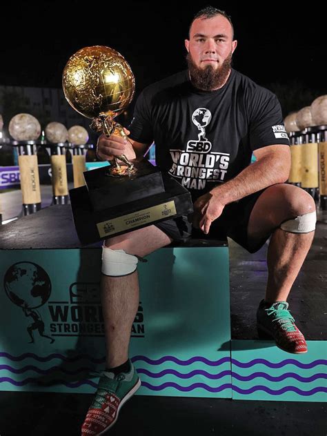 The united kingdom's tom stoltman is the 2021 world's strongest man, but the victory holds meaning to the scotsman far beyond the five days of competition. Ukrainer Oleksii Novikov ist World Strongest Man 2020