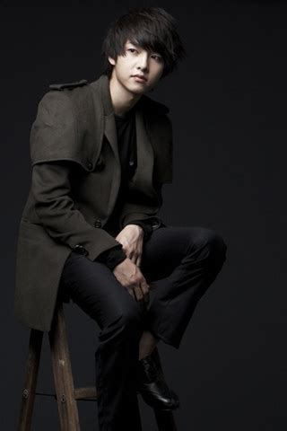 Song joong ki mendapatkan penghargaan pd awards pada sbs dramaawards pada perannya tersebut di tahun 2011. Fakta Biodata song joong ki