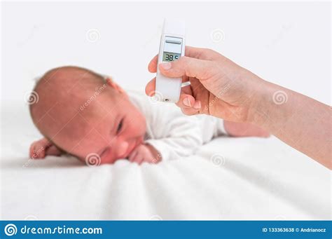 Tecken på allvarlig infektion hos barn med feber. Mäta Temperatur Till Ett Nyfött Behandla Som Ett Barn Med ...