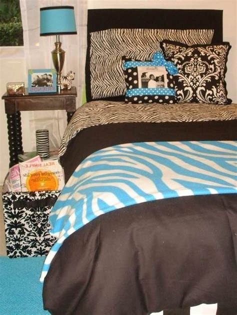Do you suppose zebra print bedroom decorating ideas appears to be like nice? #KendraBryce- Bold Zebra Print Bedroom Ideas Note to Self ...
