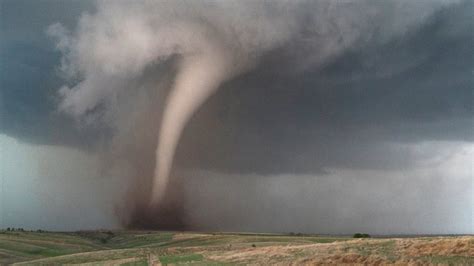 Чешское телевидение, 25 июня 2021. CLASSIC TORNADO HIGHLIGHTS - 2019 McCook Nebraska May 17 ...