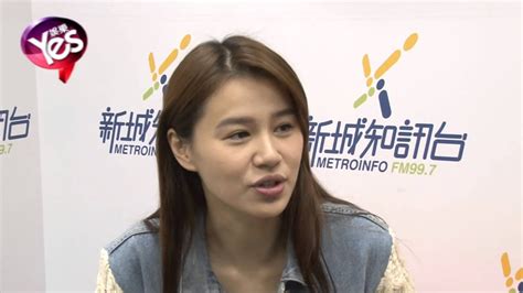 Priscilla wong was the second child of the five girls. 黃翠如大曝蕭正楠追求招數：每天"鬥、打、罵" - YouTube