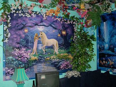 Leave boring bedroom ideas at the door. fairy bedroom ideas - fairy fantasy theme - enchanted ...