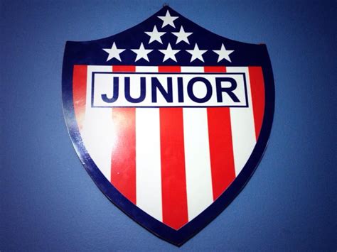 El problema pasa porque hay una clausula de posible renovación unilateral por parte del club. Atlético Junior on Twitter: "¡RT Si quieres ver así el ...