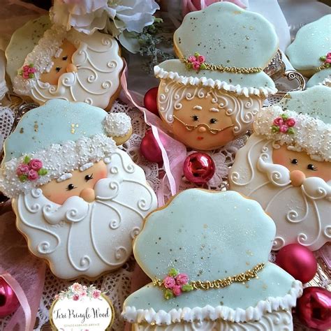 Here are some delicious christmas cookie recipes that you can make for the holidays for gifting, or even for your family, who will enjoy the smell of fresh cookies being pulled out of the oven, nice and warm, just. Pin by Jennifer Steiner on Christmas cookies in 2020 (With ...