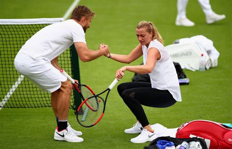Často přímo i během zápasů, když dorazí tenistku uklidnit k její lavičce. Petra Kvitova Photos Photos - Previews: The Championships ...
