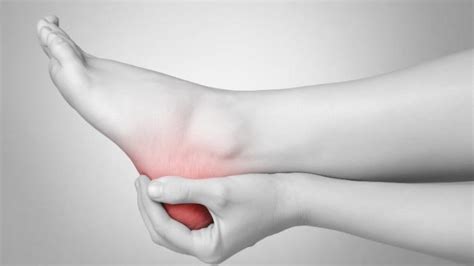 Sakit tumit paling teruk sekiranya kaki tidak aktif bagi jangka masa yang lama, contohnya selepas tidur atau duduk. 10 Pengobatan Rumahan yang Aman dan Efektif Mengatasi ...