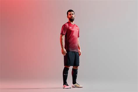 Die mannschaft von trainer fatih terim traf in der gruppe d auf spanien, kroatien und tschechien. Türkei EM 2016 Trikots veröffentlicht - Nur Fussball