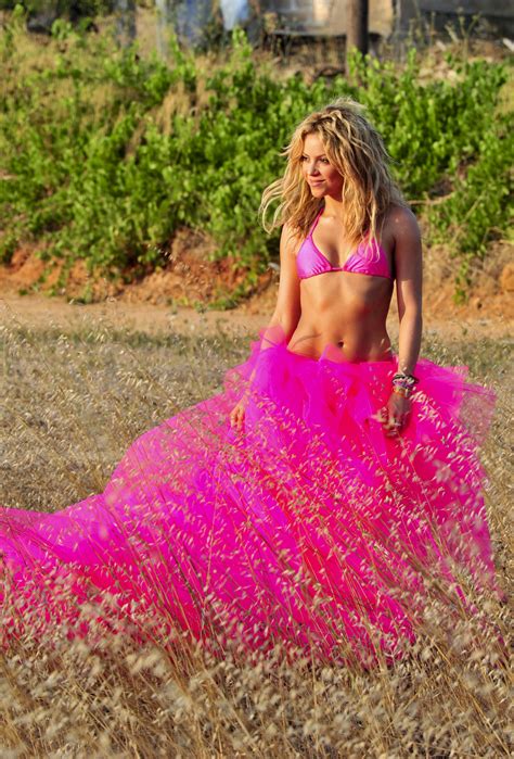 Singer , colombia , beautiful. shakira-stretching-in-pink-bikini-top-in-ibiza-during-the ...