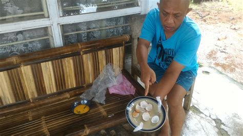 Kes makanan palsu ni bukanlah perkara baru yang ada kat malaysia dan di seluruh negara. Telur Ayam Ras Diduga Palsu Beredar di Metro - berita ...