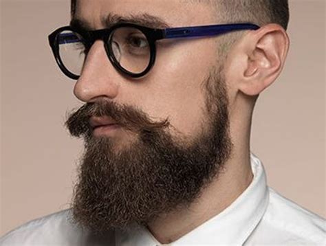 Il faut opter pour les contrastes de longueurs ou porter des styles exécutés aux ciseaux…ou presque! Coiffure homme : coiffure pour homme printemps-été 2016 ...