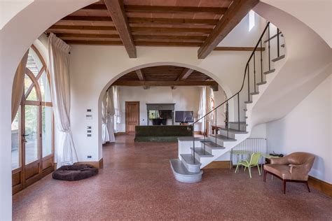 Con una generosa impronta di 160 m² in via frà domenico buonvicini, questo appartamento. Casa indipendente di lusso in vendita a Firenze Via ...