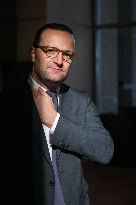 Jens spahn ist ein deutscher politiker der cdu. Jens Spahn von der CDU, „Young Global Leader"