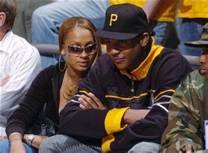 02.04.2020 · carmelo anthony's alleged baby mama, mia burks, doesn't think that the basketball player will go public with their daughter anytime soon. Rhymes With Snitch | Celebrity and Entertainment News | : Somebody Was Trying To Blackmail ...