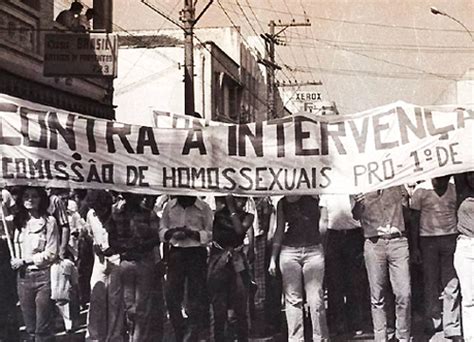 Todo o sistema ditatorial tem fundamentos totalitrios, usados inclusive para. A repressão contra homossexuais na ditadura militar brasileira