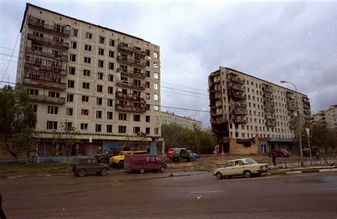 В результате стрельбы в школе погибло и пострадало много людей. Теракт на улице Гурьянова