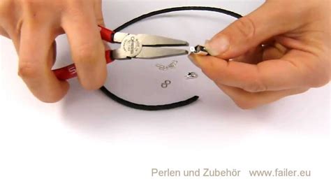 Das nicht bewegliche ende, wo z. Bandklemmen mit Verschluss befestigen am Lederband ...
