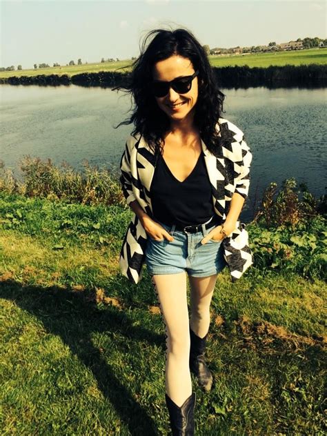 She's the younger sister of katja schuurman. Birgit Schuurman wearing Luiz David // www.luizdavid.com