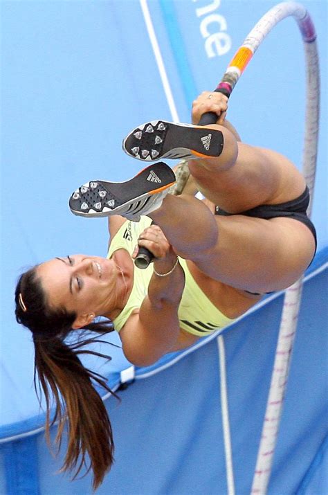 The inaugural record, 4.05 metres by sun caiyun of china set in 1992, was the world's best mark as of december 31, 1994. 18 Amazing Pictures Of The Hottest Female Pole Vaulters ...