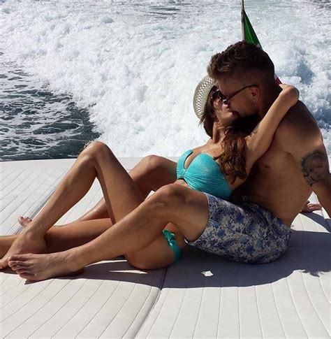 Check out the latest pictures, photos and images of jessica melena. Ciro Immobile e Jessica Melena: luna di miele dopo il flop ...