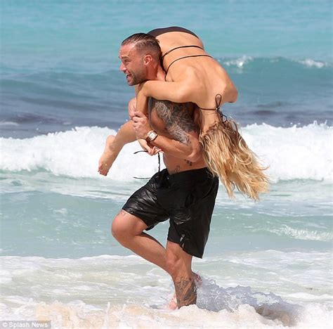 Girlfriend riding her boyfriend till he cums. Calum Best and girlfriend Ianthe Rose frolic on a beach ...