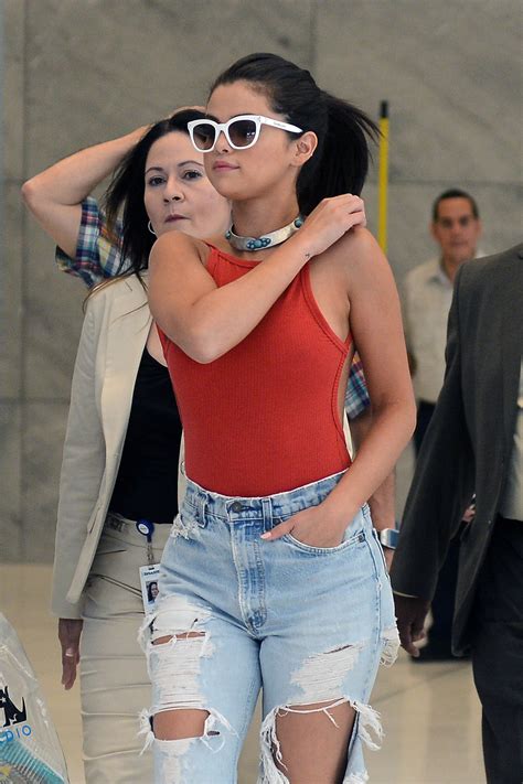 Born and raised in texas. selena-gomez-braless-hard-nipple-pokes-15 | celebrity ...