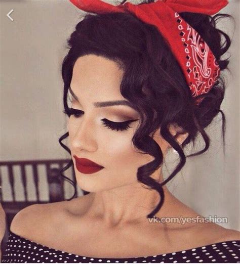 However, through a little practical effort, it is possible for you to master in turning your performance to look unique through the hair accessory implementation. I've always loved this hairstyle | Pin Up Photo Shoot ...