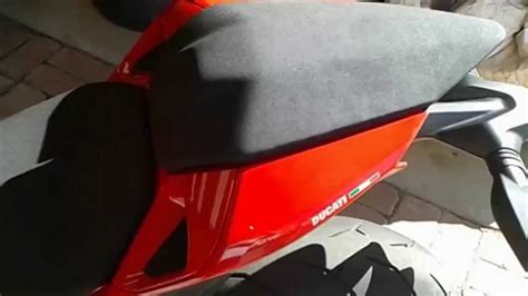 Ducati corse comfort seat wrinkles. Ducati Panigale 899 storage space and pillion seat. - YouTube