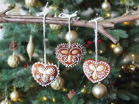 Monitor nutrition info to help meet your health goals. Medovníky: a Slovak Spiced Honey Cookie Recipe | Elizabeth's Kitchen Diary