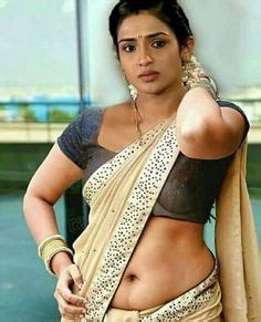 Aunty mullu bhabi romance desi girl. saree