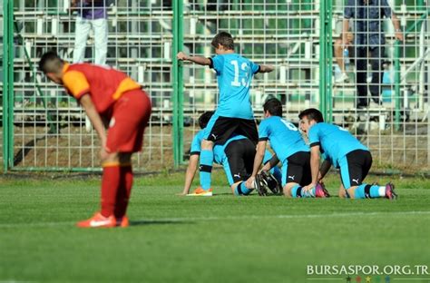 Lig ekiplerinden 24 erzincanspor'la görüşüyor. Bursaspor Kulübü Resmi İnternet Sitesi