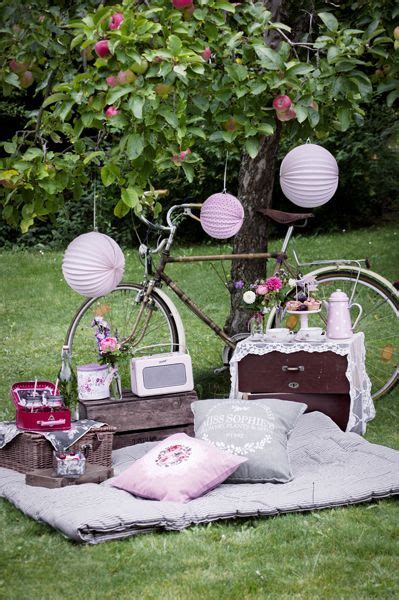 Weitere ideen zu gartenparty, picknick rezepte, sommerfest. 06-Frau-Herzblut-Vintage-Picknick-im-Gruenen_600 ...