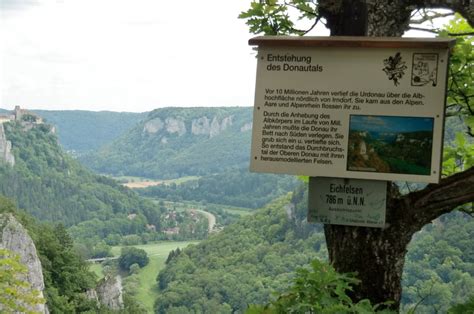 Selbstverständlich kann man hier schwäbische spezialitäten probieren, aber es gibt auch italienische und rumänische. Wandern: Hausen, Burg Werenwag, Eichfelsen, Wanderheim ...