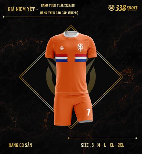 Ngoài những mẫu áo chính thức của đội tuyển, mẫu áo dành cho fan…cũng được cập nhật trong danh mục. Áo Đấu Bóng Đá Đội Tuyển Hà Lan Training Màu Cam 2020 Đẹp