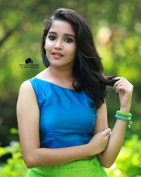 Jun 30, 2021 · the veteran actress shone like a star heroine in the south film industry during the early '80s and '90s. Full HD Wallpapers: Child Actress Anikha Surendran ...