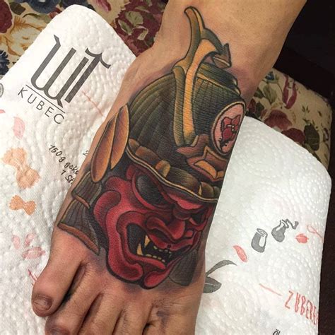 Snap, tough, & flex cases created by independent artists. Traditional Samurai Mask Tattoo On Right Foot | Mascara de ...