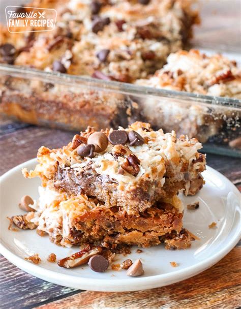 Fee Bler Seven Layer Pudding Dessert Seven Layer Pudding Dessert Seven Layer Bars Recipe Layers Of Vanilla And Chocolate Pudding Mixed With Fresh Bananas And Whipped Topping This Seven