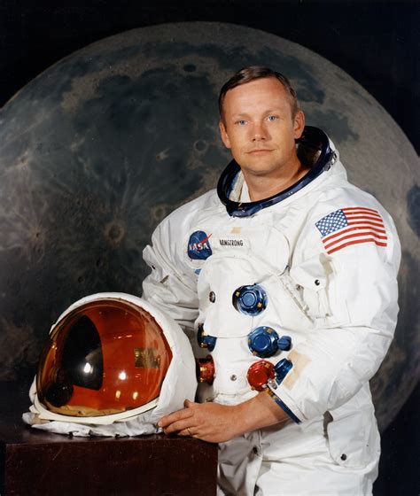 He began his nasa career in ohio. Neil Armstrong 1930-2012 / The Superslice