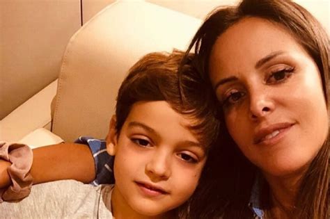 Sister of portuguese television presenter carolina patrocinio who's best known as a host for disney kids. Mariana Patrocínio sobre doença crónica do filho: "Fartei ...