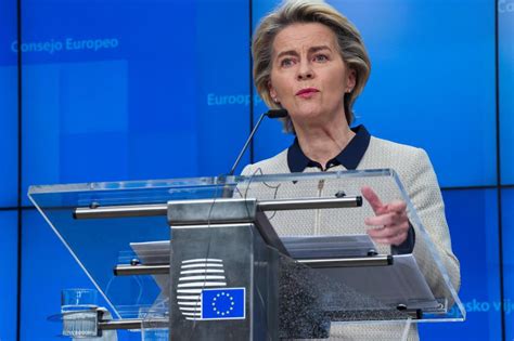 While pfizer, a pharmaceutical giant and one of the leading vaccine makers in the world, has the experience and infrastructure to scale up more quickly, both it and we now know that moderna can make effective vaccines. Vaccins: selon Ursula von der Leyen, l'UE pourrait donner ...