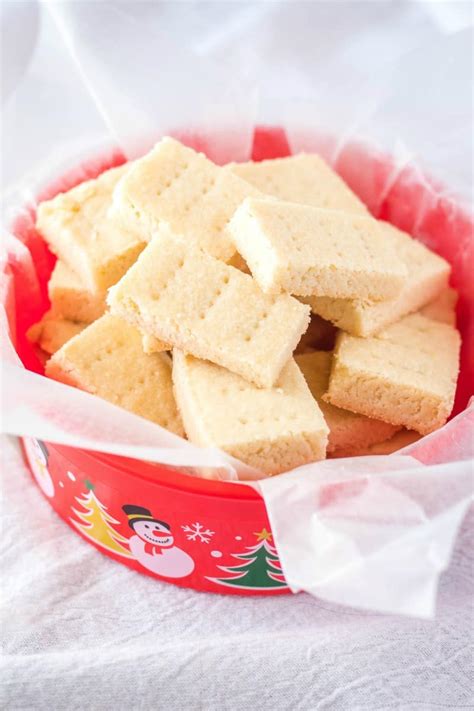 Scottish shortbread cookies are so easy to make and can be used as a crust for pies & bars. Scottish Christmas Cookies - Peanut Butter Shortbread ...