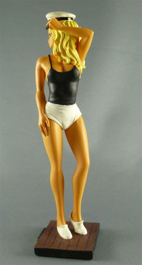 Everything you need to know about milo, all in one place. Milo Manara - Altaya Resin Statue N° 01 - Miel