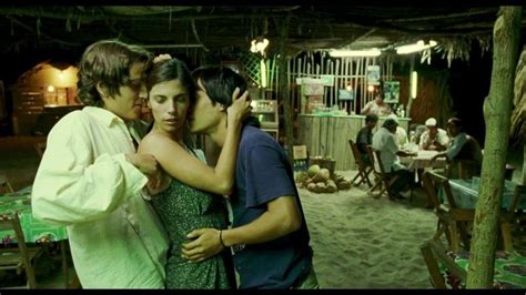 English y tu mama tambien 2001 brrip 720p x264 ac3 latino. SEXIEST FILMS ON NETFLIX - PROVOKR