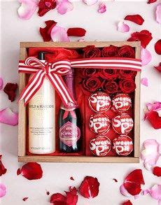 Is giftbasketsoverseas.com too good to be true? Sweetie Pie Pamper Crate! | Rose gift, Hamper gift basket ...