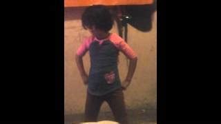 This is rana suzana dances to quadradinho by mika jansen on vimeo, the home for high quality videos and the people who love them. Rana Suzana - Valesca Popozuda - Beijinho no Ombro ( Ranna ...