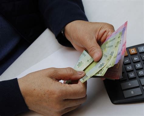Subsidio a la cotización de trabajadores suspendidos. IFE Universal y Bono para Pymes: Los nuevos anuncios del ...